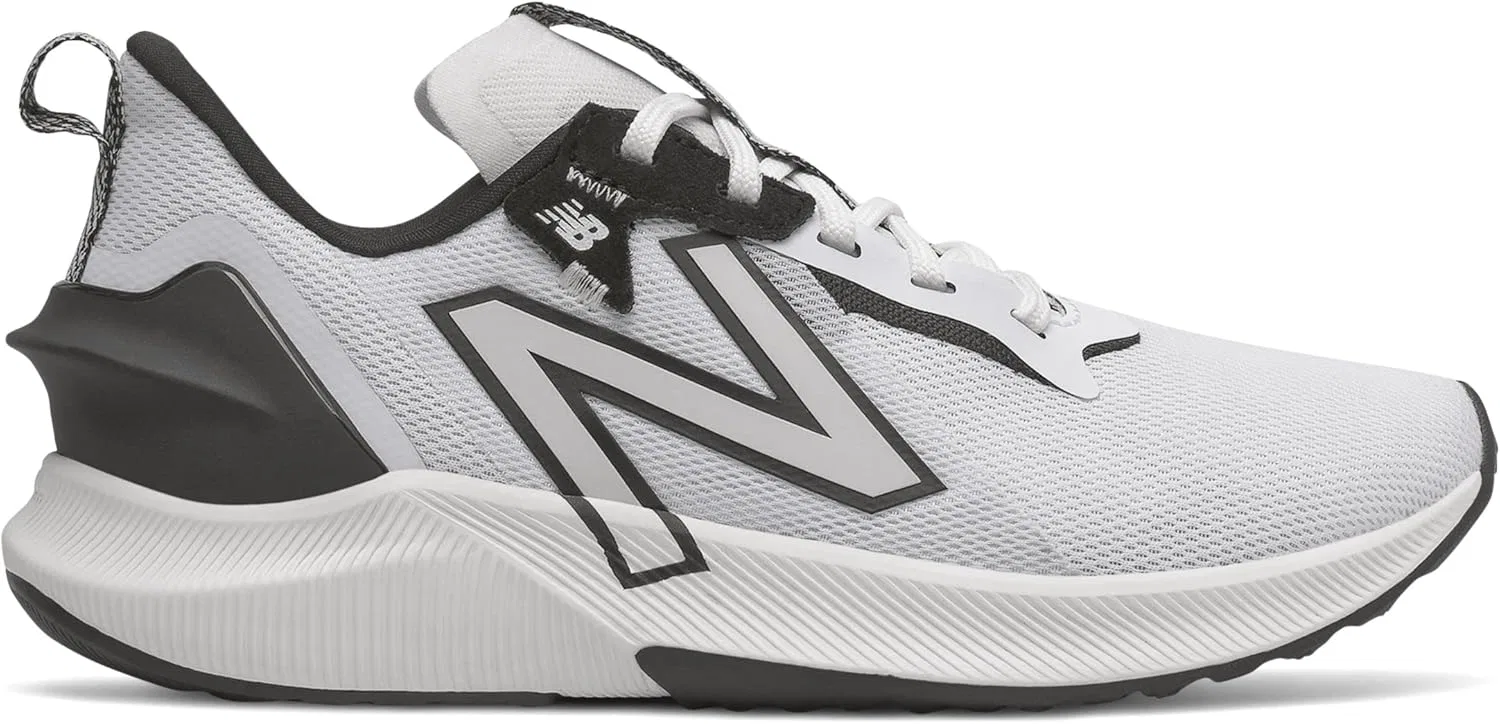 Мужские кроссовки New Balance Fuelcell Propel RMX V2, серый