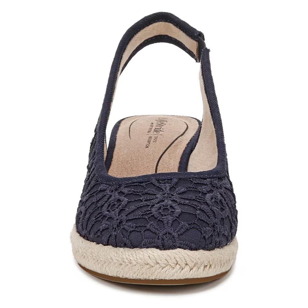 Туфли на танкетке Kayden espadrille wedge Lifestride, lux navy fabric — фото 3