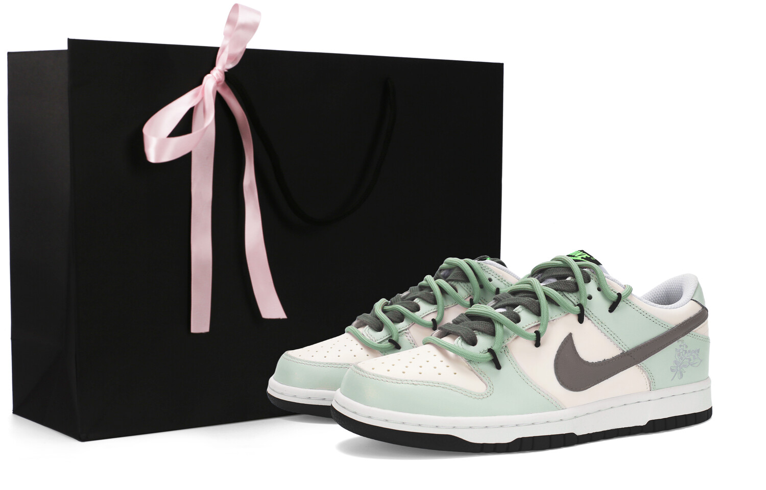 

Кроссовки Nike Dunk Skateboarding Shoes Women's Low-top Beige, светло-зеленый