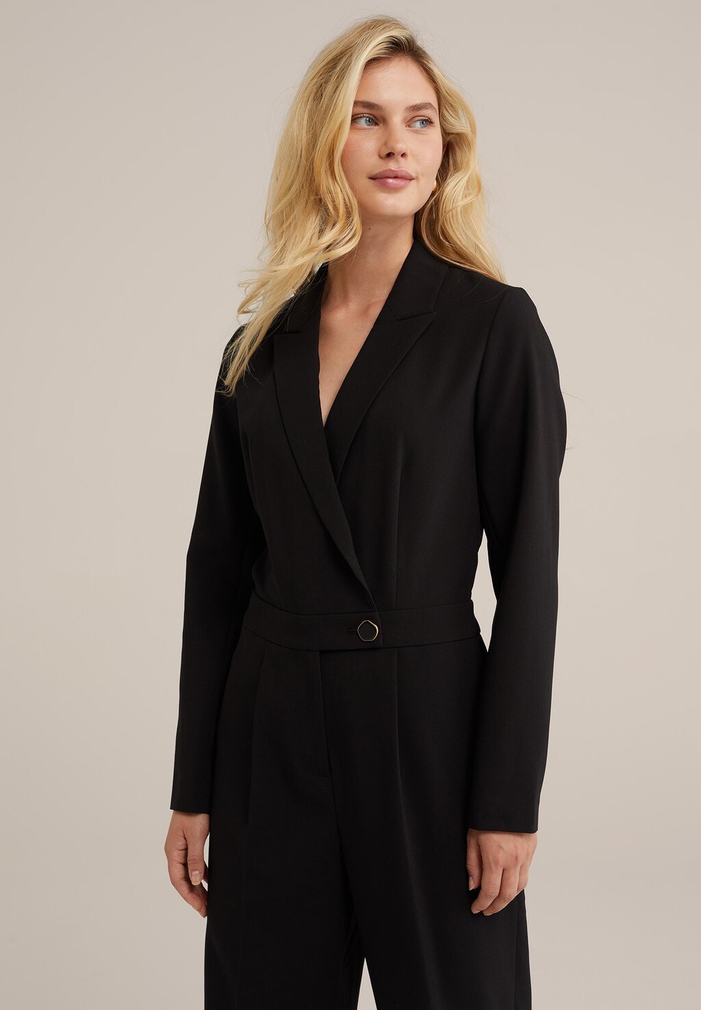 

Комбинезон WE Fashion, черный