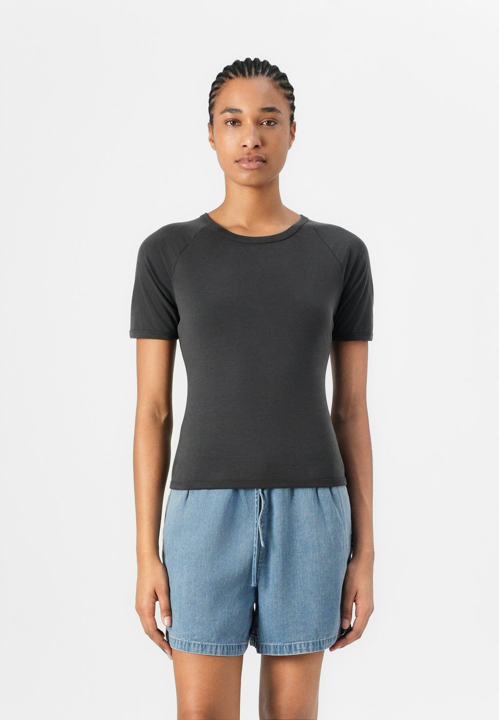 

Базовая футболка SASUS Samsøe Samsøe, черный