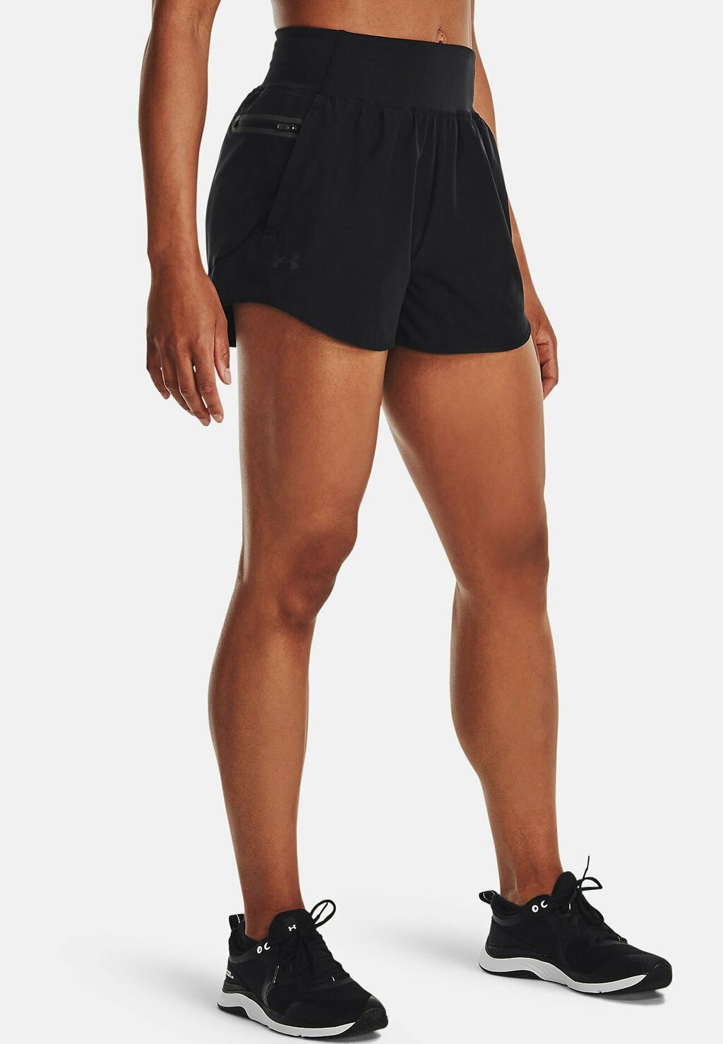 

Спортивные шорты Under Armour, черный