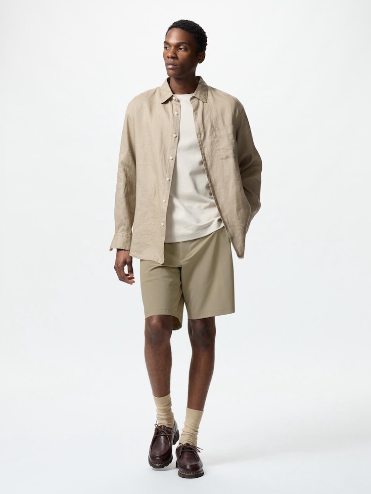 

Ультра эластичные шорты Uniqlo, бежевый