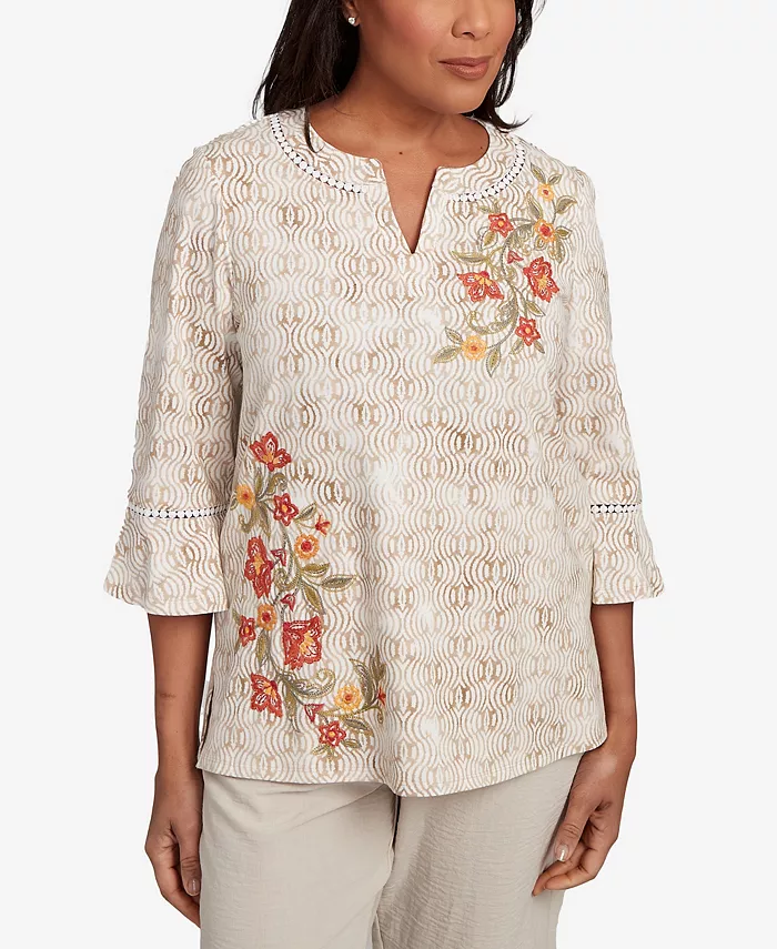 

Миниатюрный топ Copper Canyon с цветочным принтом и вышитыми рукавами-колокольчиками Alfred Dunner, коричневый/бежевый