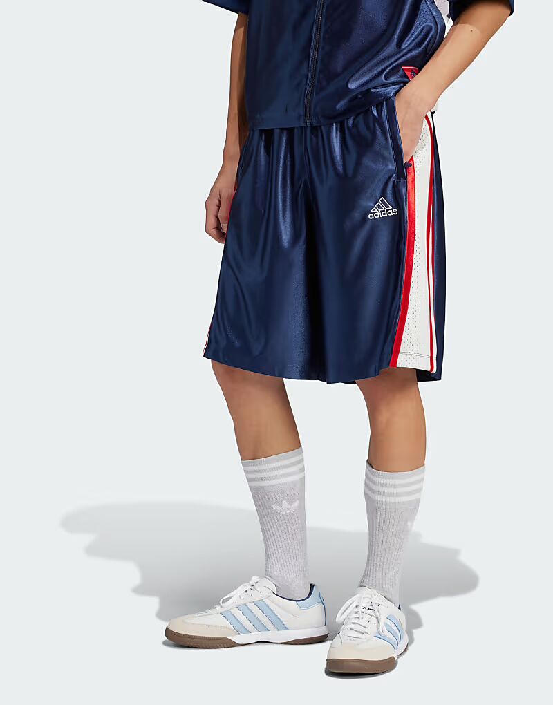 

Шорты Adidas Originals Cutline в цвете ночной индиго