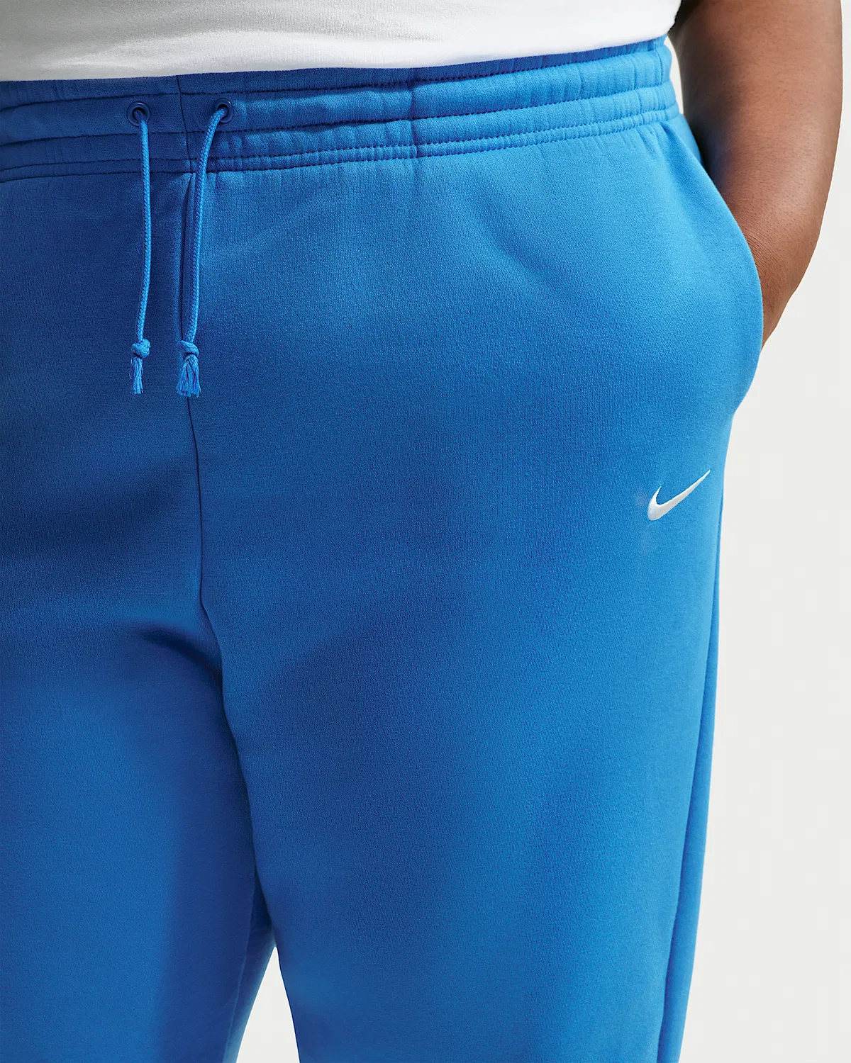 Женские свободные спортивные штаны на высокой талии (плюс сайз) Nike Sportswear Phoenix Fleece, Light Photo Blue/Sail — фото 2