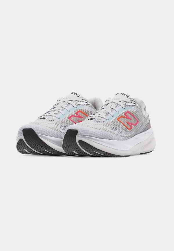 Кроссовки для бега по шоссе New Balance 1080V15, белый — фото 3