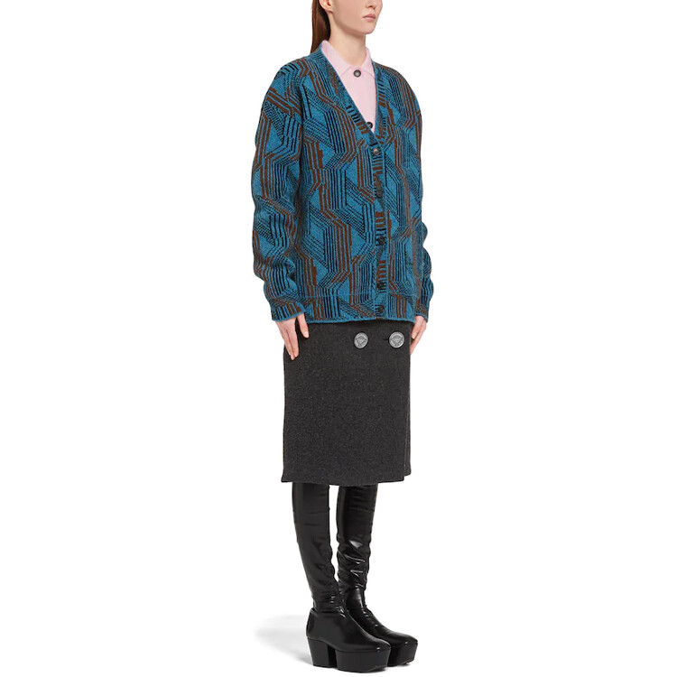 

Свитер женский светло-голубой Prada