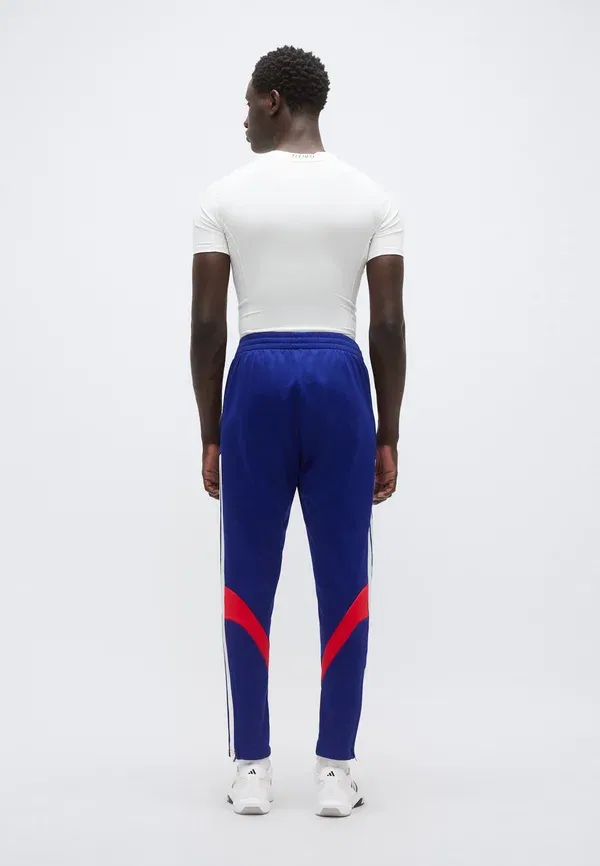 Спортивные штаны Adidas Sportswear House of tiro nations pack, цвет мистические чернила/чистый рубин/белый — фото 3