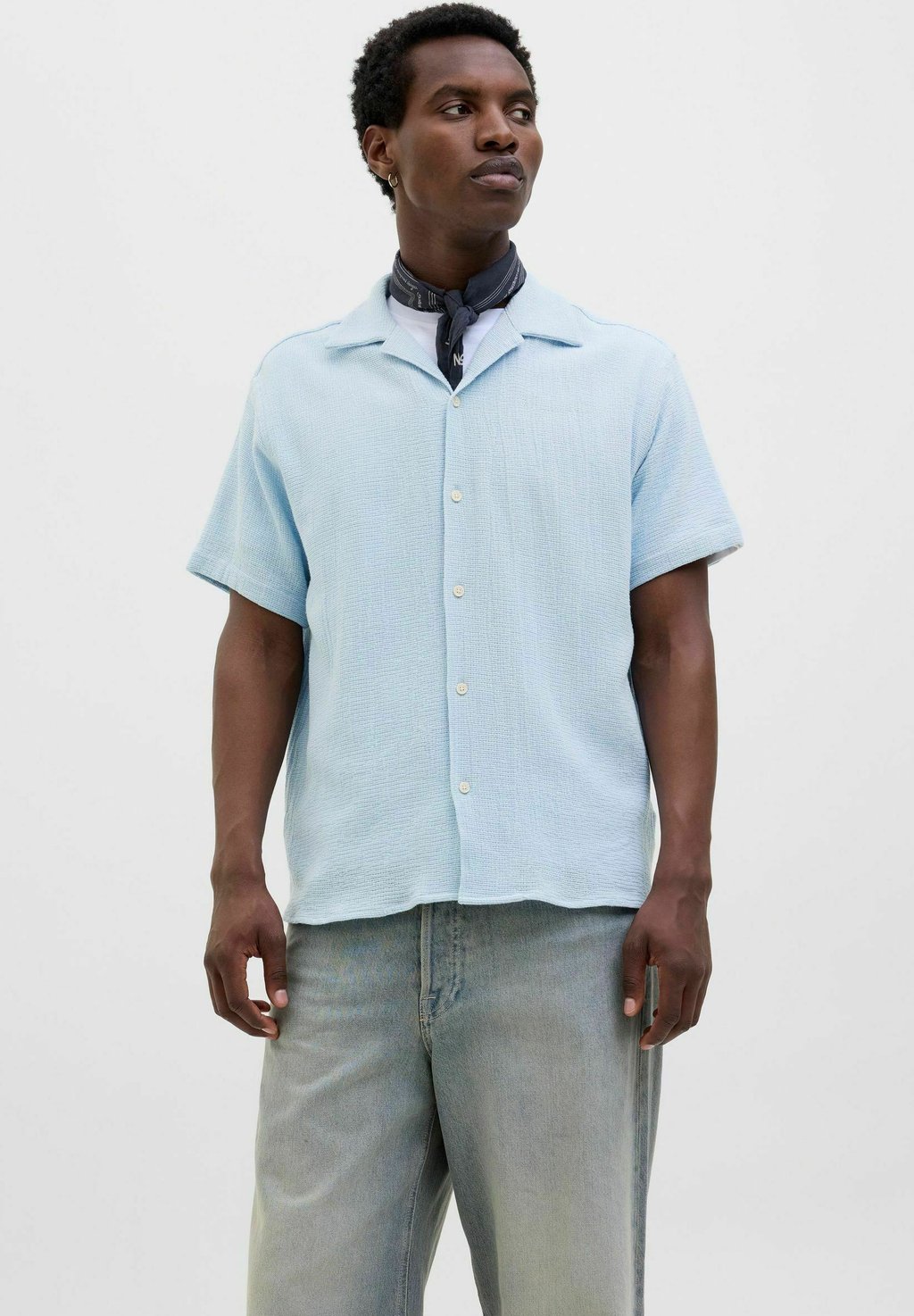 

Рубашка JORCOBA STRIPE RESORT Jack & Jones, светло-голубой