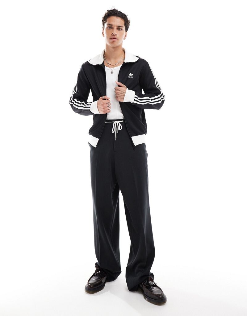 

Adidas Originals - Beckenbauer - Черный спортивный топ