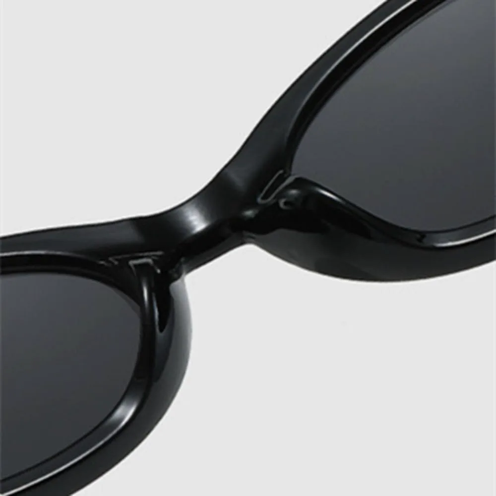 

Солнцезащитные очки для женщин в модном стиле 2027 года, овальной формы, с заклепками, для путешествий, пляжа, плавания, леопардовый принт MTZJH, One Color