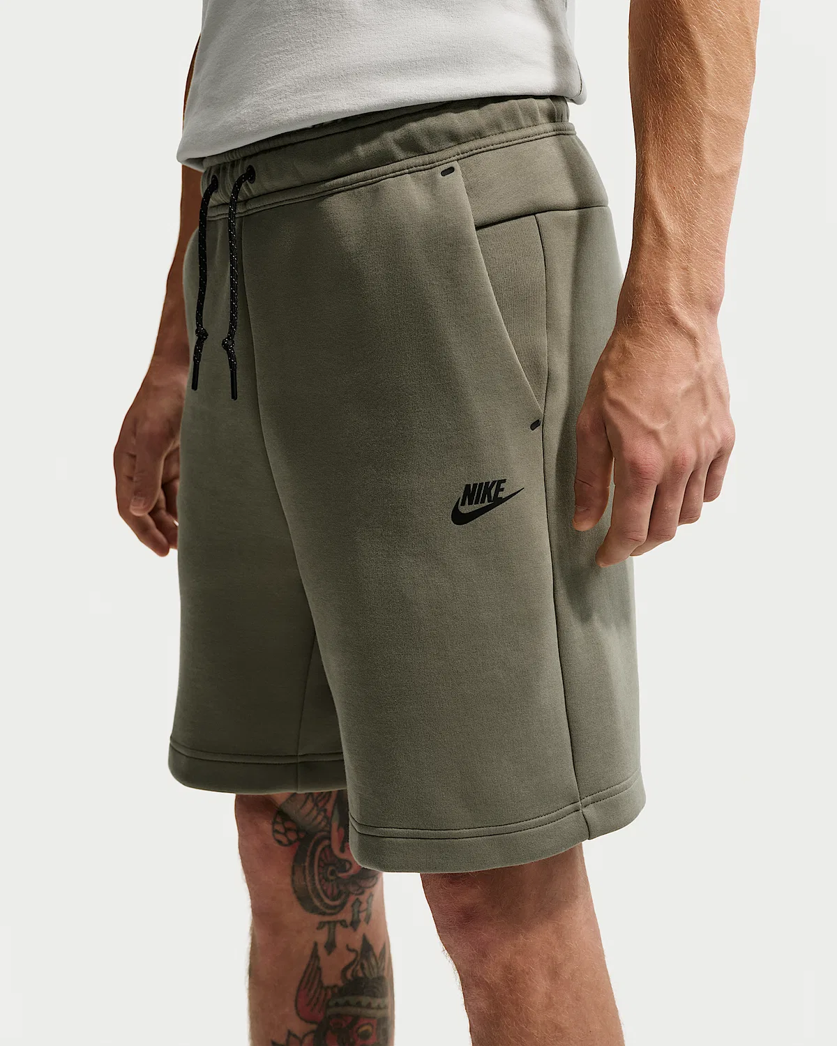 Мужские флисовые шорты Nike Tech, Silver Sage/Black — фото 2