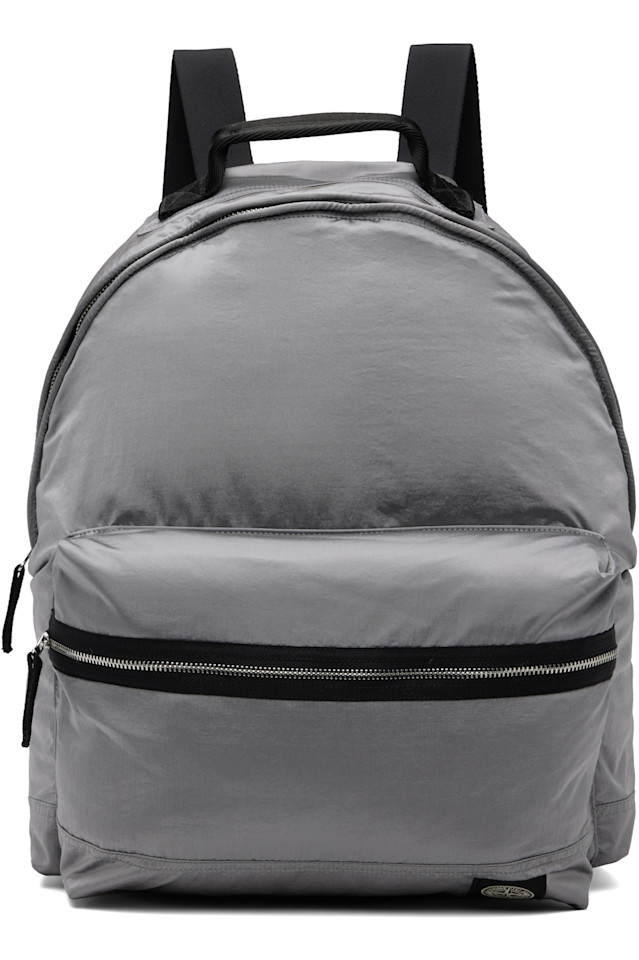 

9200014 рюкзак из металлизированного нейлона с покрытием Econyl Stone Island, серый