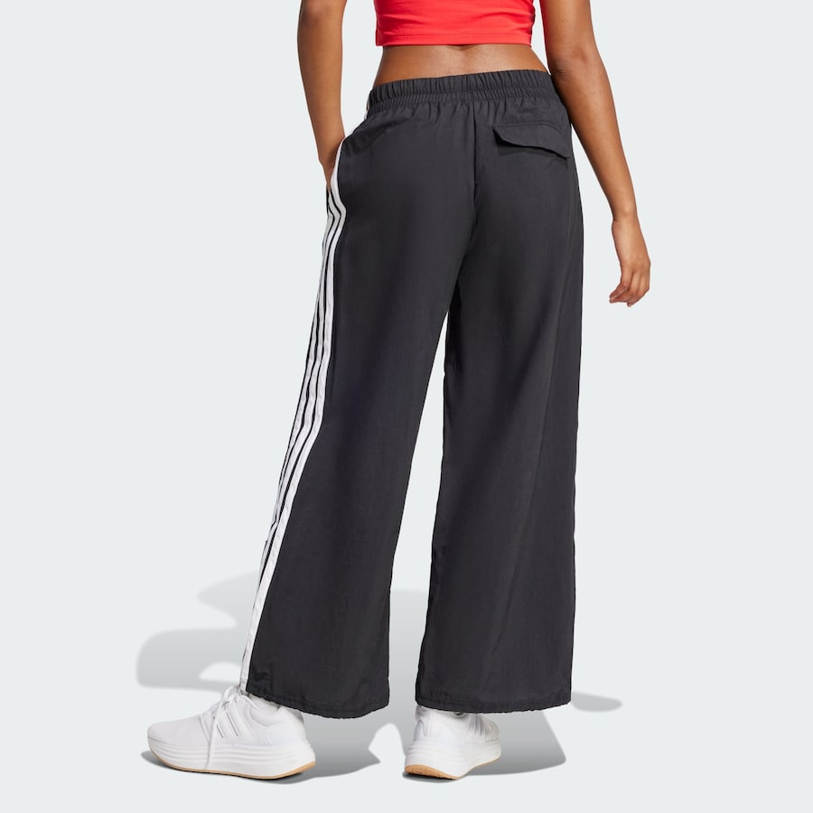Широкие спортивные брюки ADIDAS SPORTSWEAR Essentials, черный — фото 3