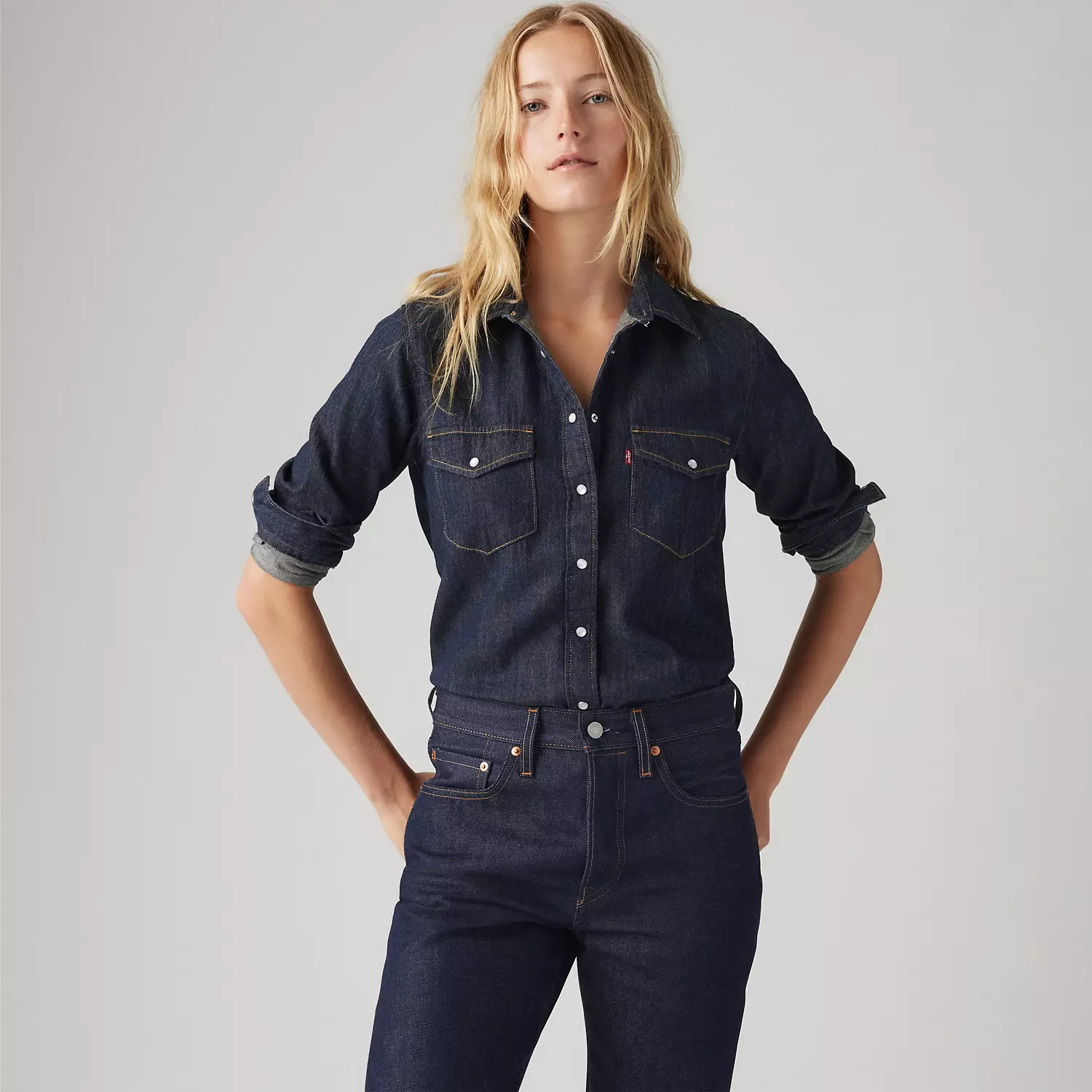 

Легендарная рубашка Western Linen+Denim Levi's, цвет Today's News - Dark Wash