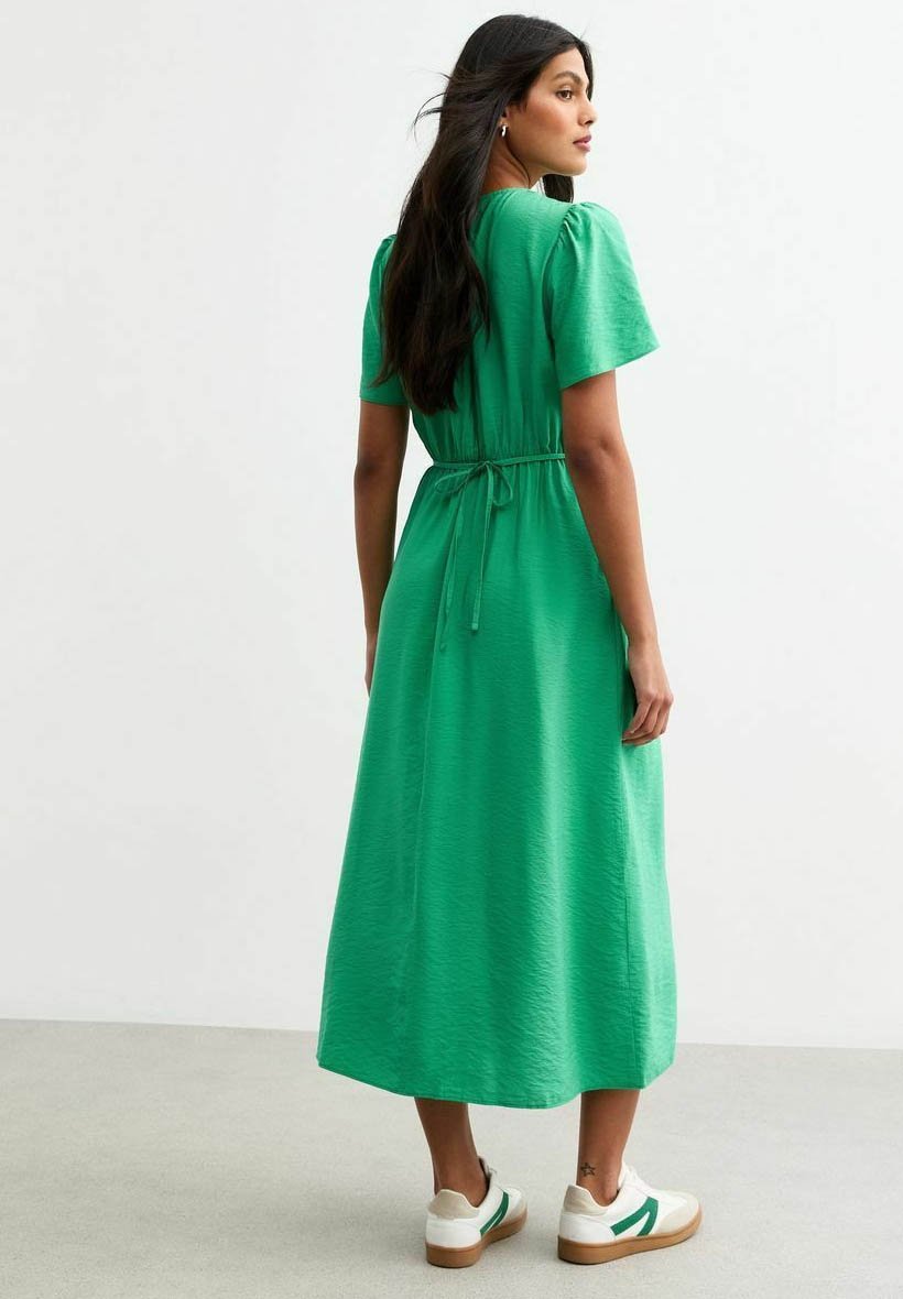 

Повседневное платье FLUTTER SLEEVE BUTTON FRONT MIDI New Look, зеленый