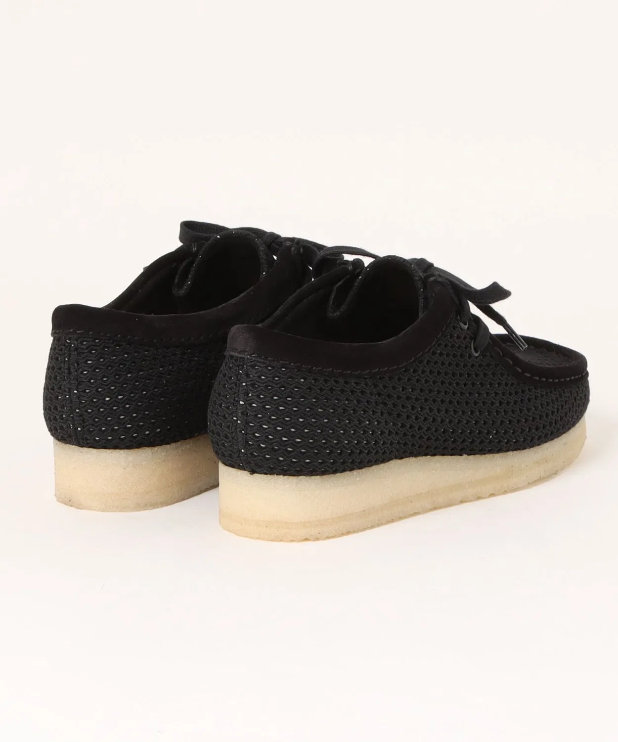 Кроссовки Wallabee Clarks из сетки на шнуровке черные — фото 2