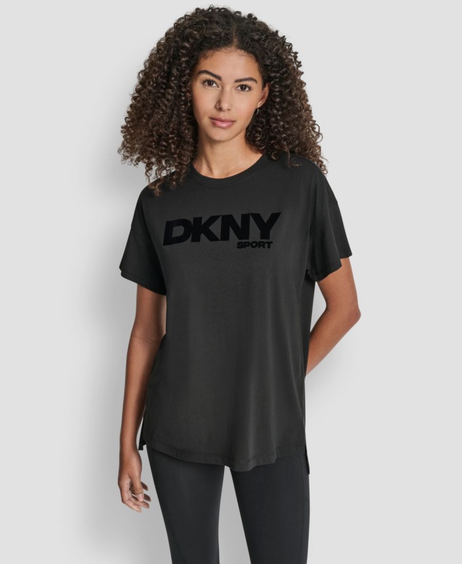 

Женская футболка с флокированным логотипом и приспущенными плечами DKNY, Black, Черный, Женская футболка с флокированным логотипом и приспущенными плечами DKNY, Black