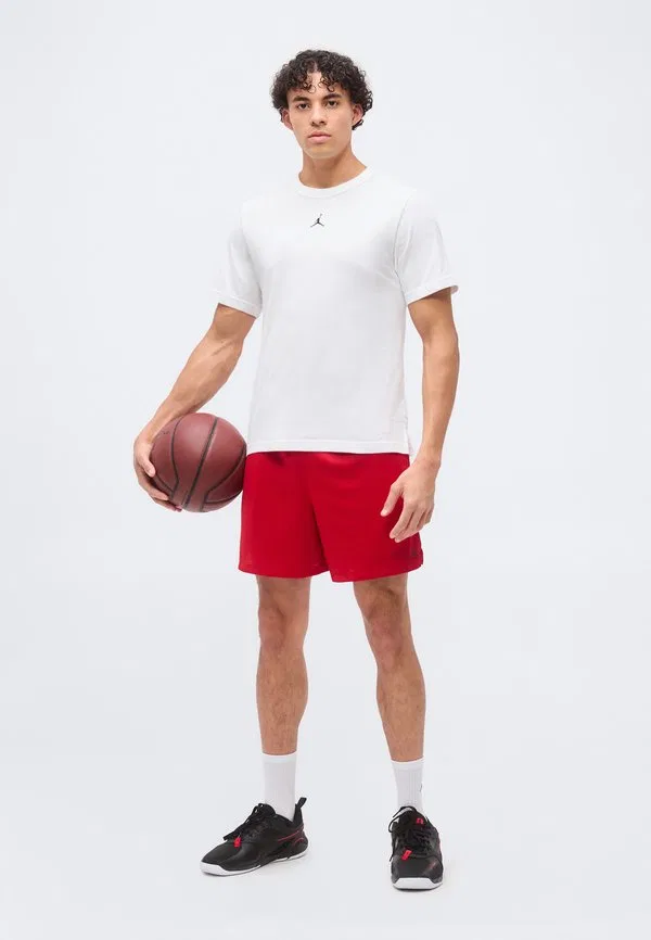 Спортивные шорты, необходимые для занятий спортом Jordan, Gym Red — фото 2