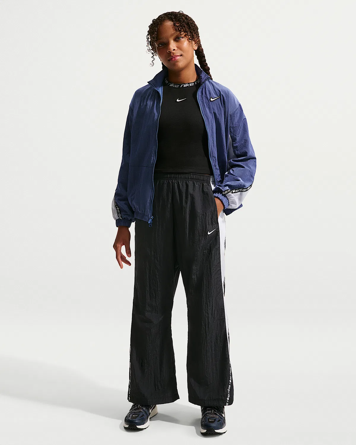 Детские (для девочек) тканые штаны Nike Sportswear, Black/White/White