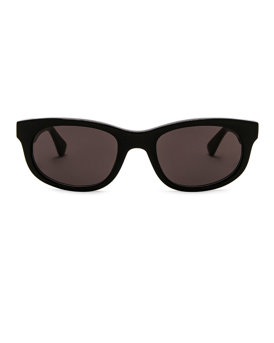 

Солнцезащитные очки BV1145S Bottega Veneta, цвет Shiny Black & Solid Grey