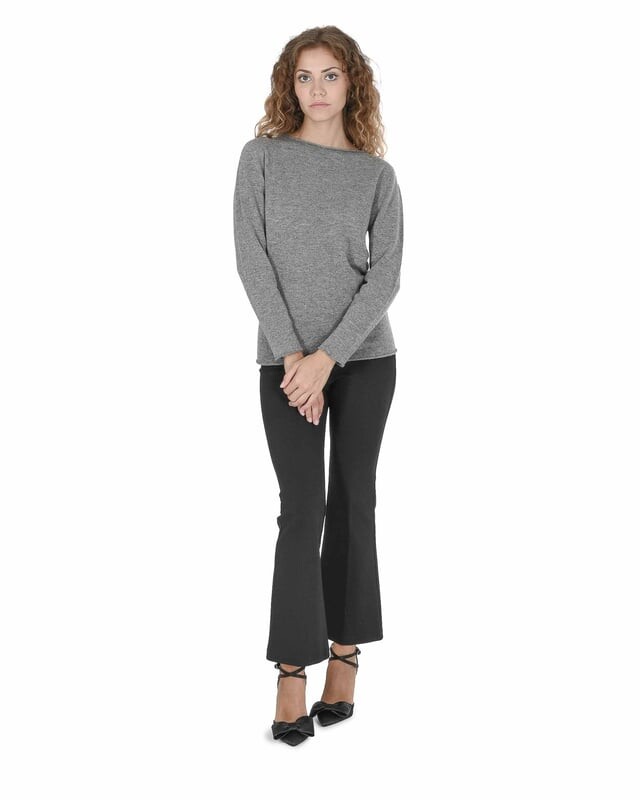 

Свитер с воротником-лодочкой женский Coe 0025 серый Crown Of Edinburgh Cashmere, серый