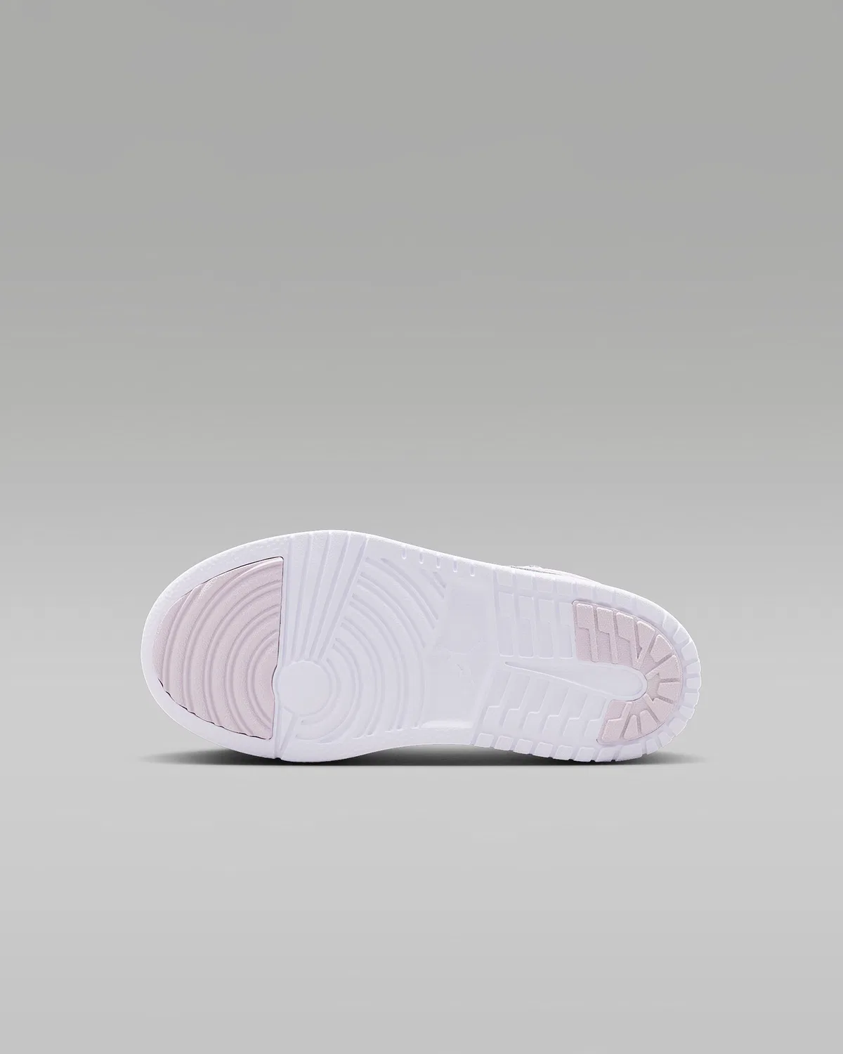Детские кроссовки Jordan 1 Low Alt, Barely Grape/Violet Mist/White — фото 2