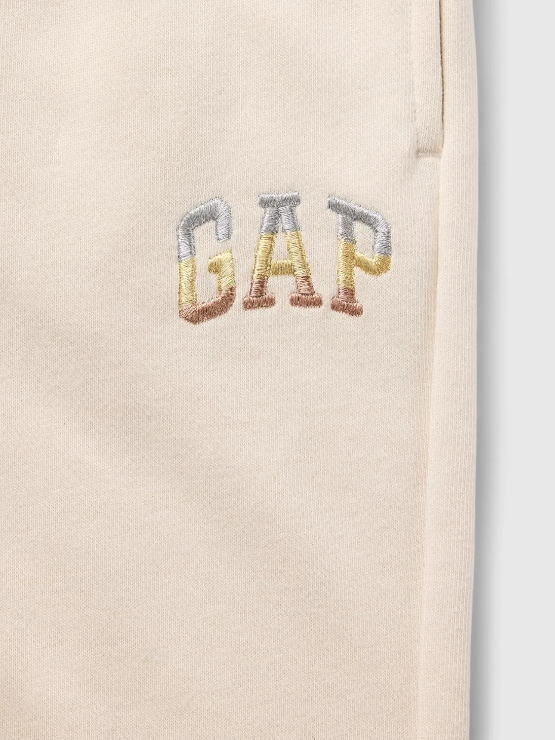 Спортивные брюки-джоггеры из флиса с логотипом Gap для девочек, Oyster Shine — фото 4