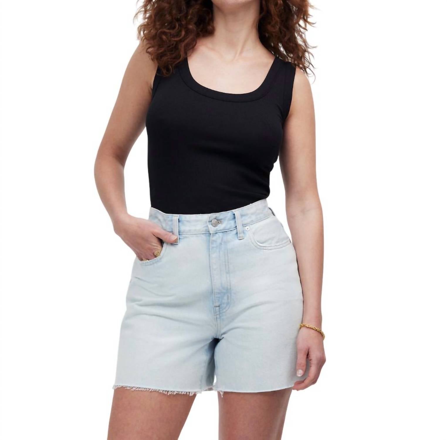 

Джинсовые шорты Curvy '90S средней длины в цвете Pearlman Wash Madewell