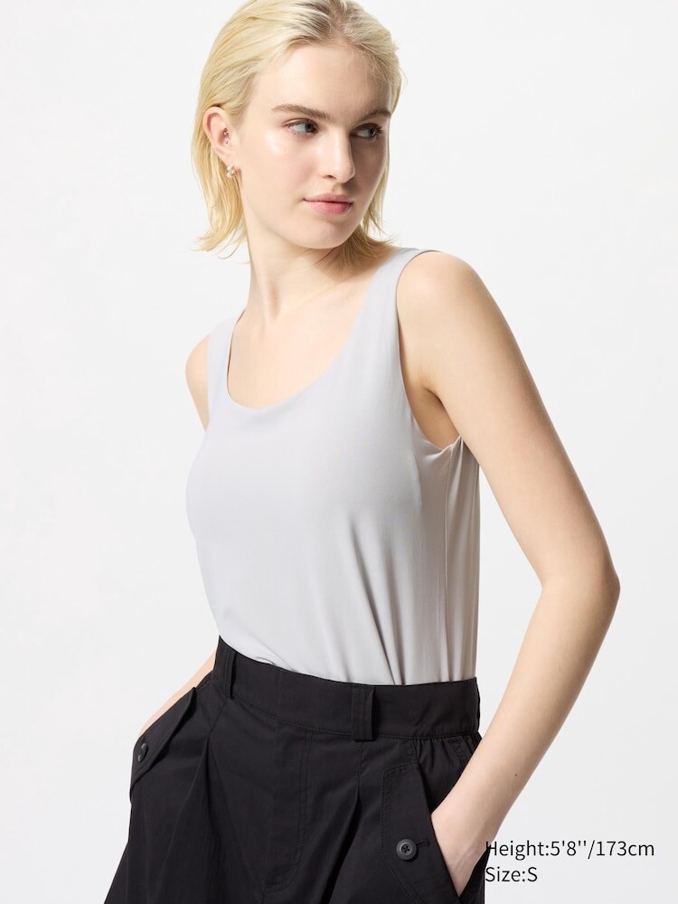 

Майка с чашечками Uniqlo, цвет 02 серый