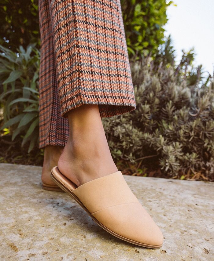 Женские мюли на плоской подошве TOMS, бежевый — фото 3
