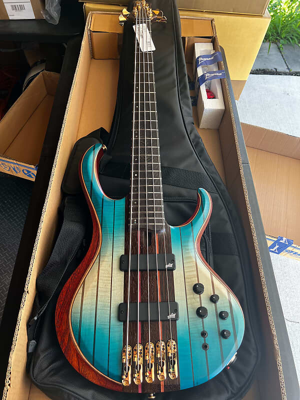 

Басс гитара Ibanez BTB1935-CIL Bass Workshop Premium 5-String Bass 2023 - Present - Caribbean Islet Low Gloss