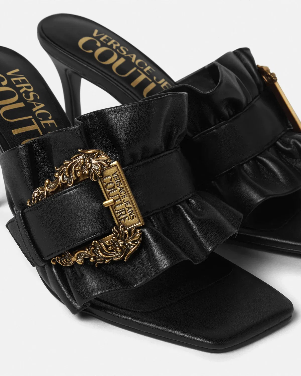 Бархатные мюли Emily с барочным ремешком VERSACE, черный — фото 4
