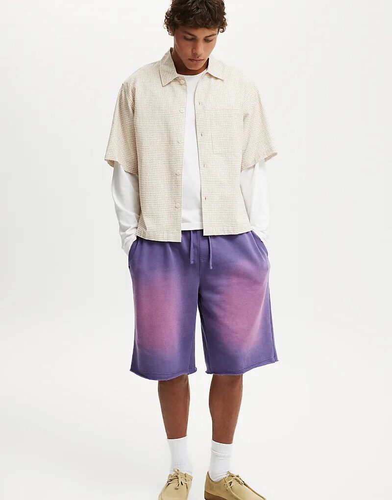 

Короткие флисовые шорты Cotton On Super baggy в цвете виноград/стирка 2000 года Cotton On