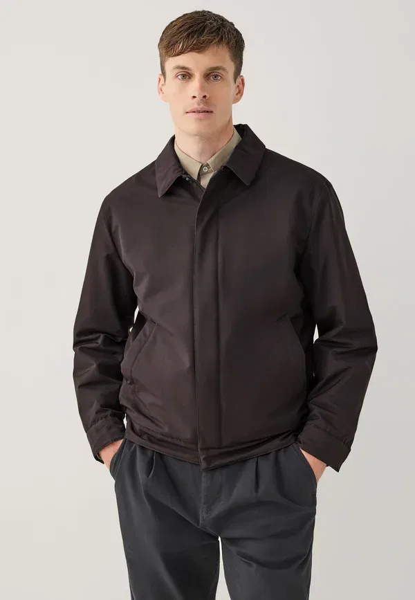Куртка Regular fit стеганая водоотталкивающая легкая Next, коричневый