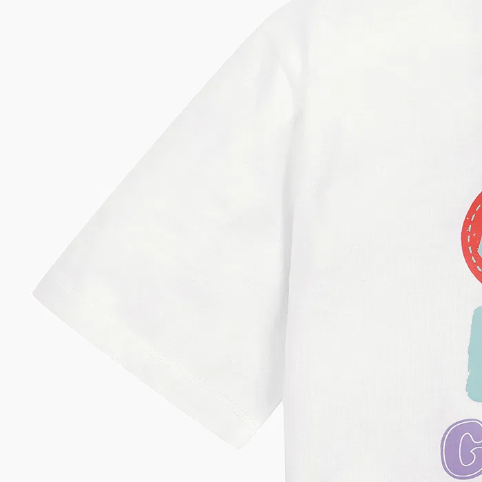 Детская укороченная футболка с графическим принтом белая от Benetton Kids — фото 4