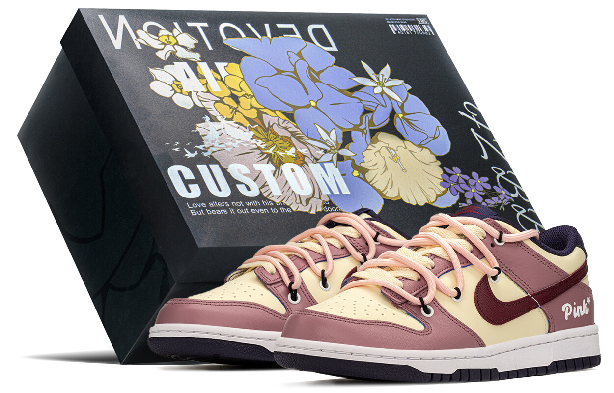 

Кроссовки Nike Dunk Skateboarding Shoes Women's Low-top Beige/Pink, розовый