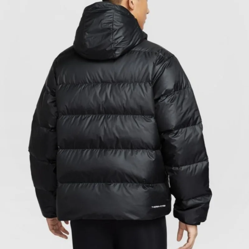 Куртка WINDRUNNER Down Nike, черный (with Nike Socks 3 Pack) — фото 4