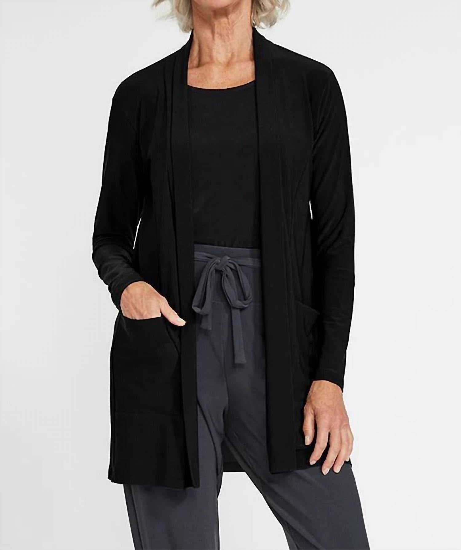 

Длинный кардиган на каждый день в черном цвете Sympli