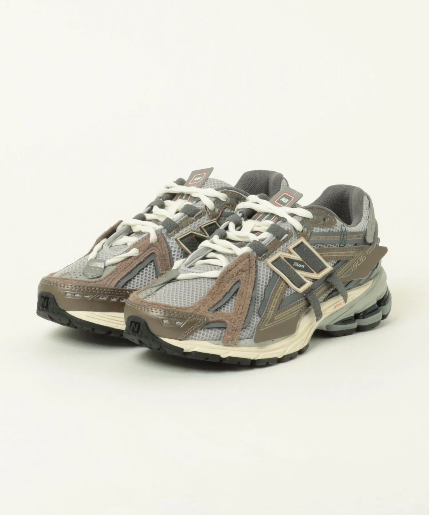 Мужские кроссовки New Balance U1906