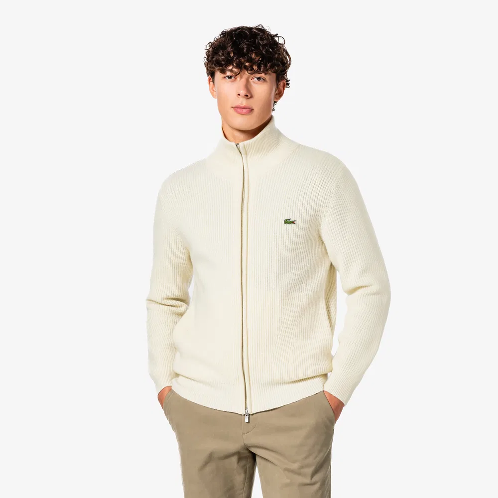 Мужской вязаный кардиган на молнии в рубчик цвета офф-вайт от Lacoste