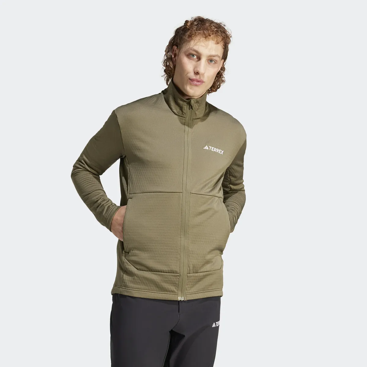 

Флисовая куртка adidas TERREX "TERREX MULTI LIGHT FLEECE JACKE", оливковый