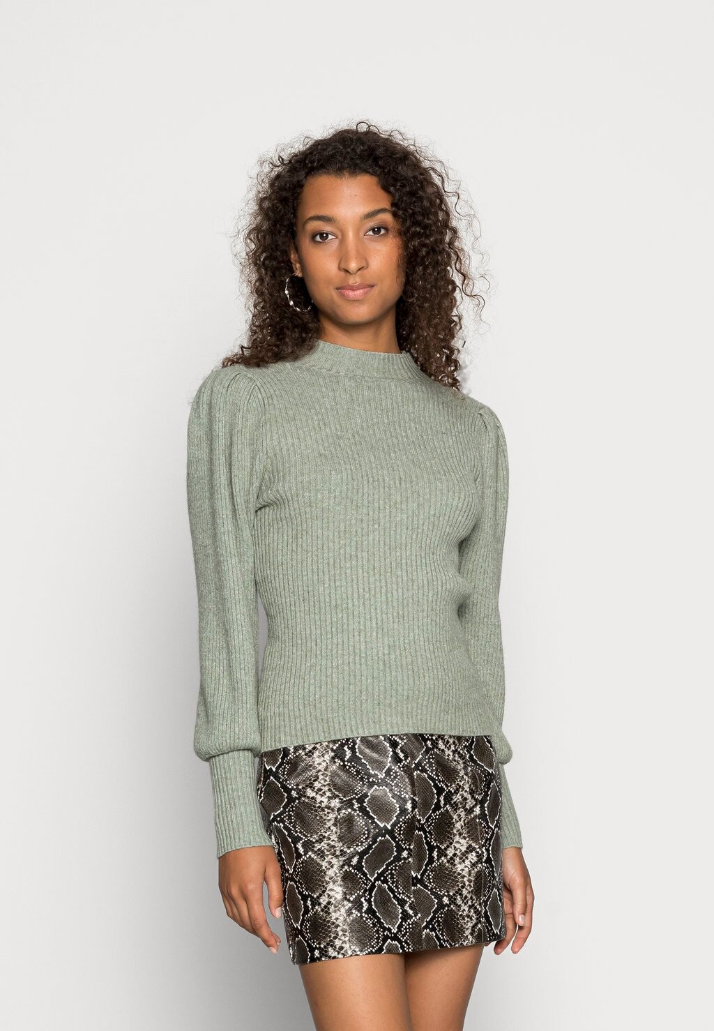 

Свитер ONLY Katia Ls Highneck, зеленый живой изгороди, Зеленый;серый, Свитер ONLY Katia Ls Highneck, зеленый живой изгороди