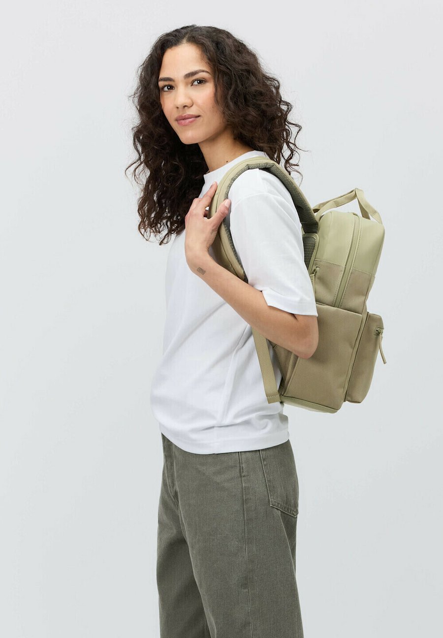 

Рюкзак Kapten & Son BERGEN PRO, Dusty Pistachio/Green