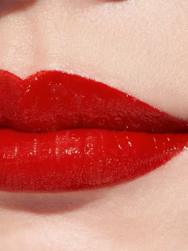 Помада Rouge Coco Longwear Satin Lipstick: увлажняющий и разглаживающий уход за губами CHANEL, 118 New York — фото 3