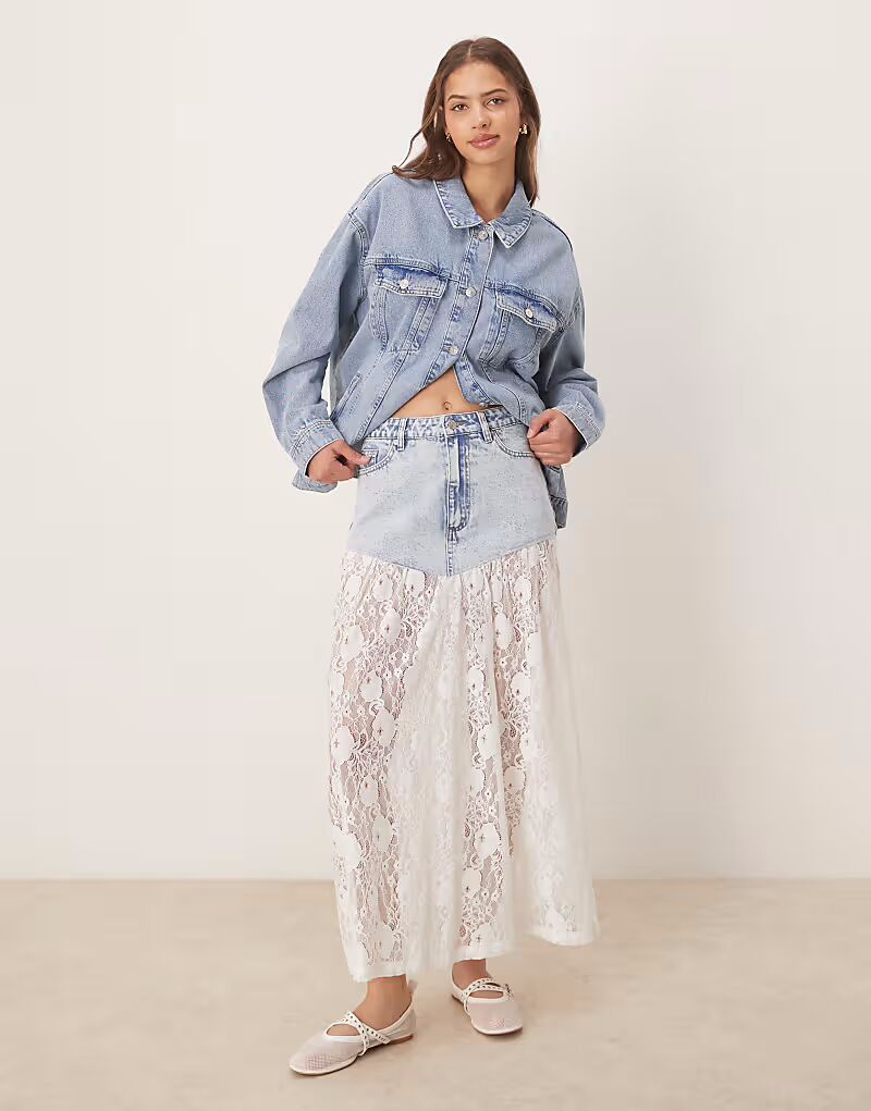 

Длинная джинсовая юбка ASOS DESIGN в цвете «полупрозрачный синий» с контрастным кружевом