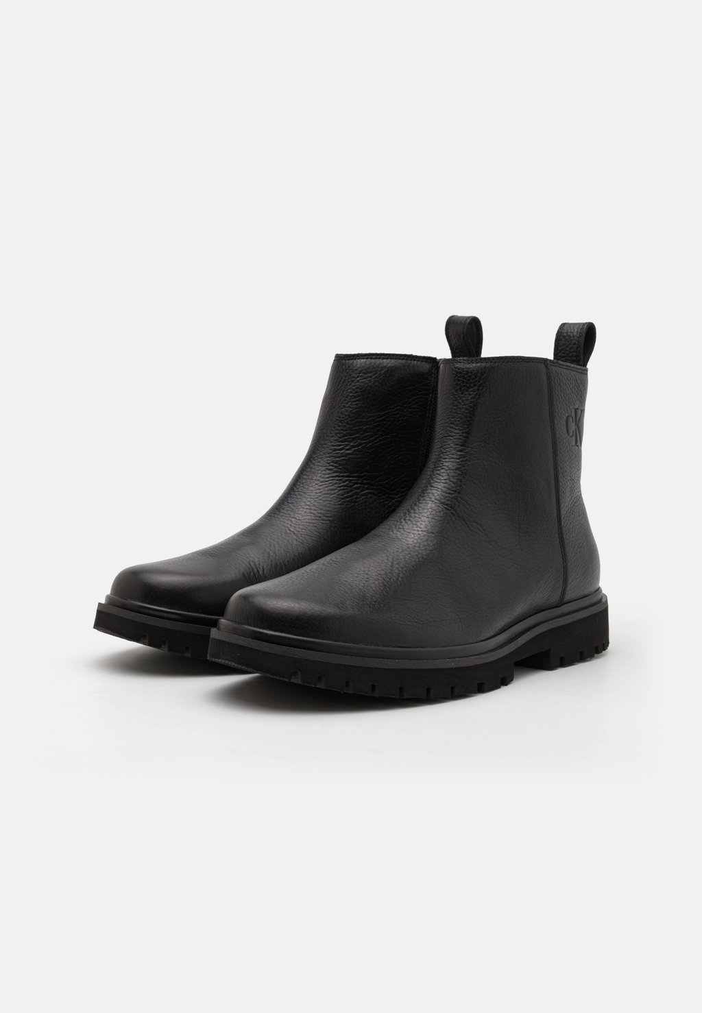 

Классические ботильоны MID CHELSEA ZIP BOOT TUMBLED Calvin Klein Jeans, черный