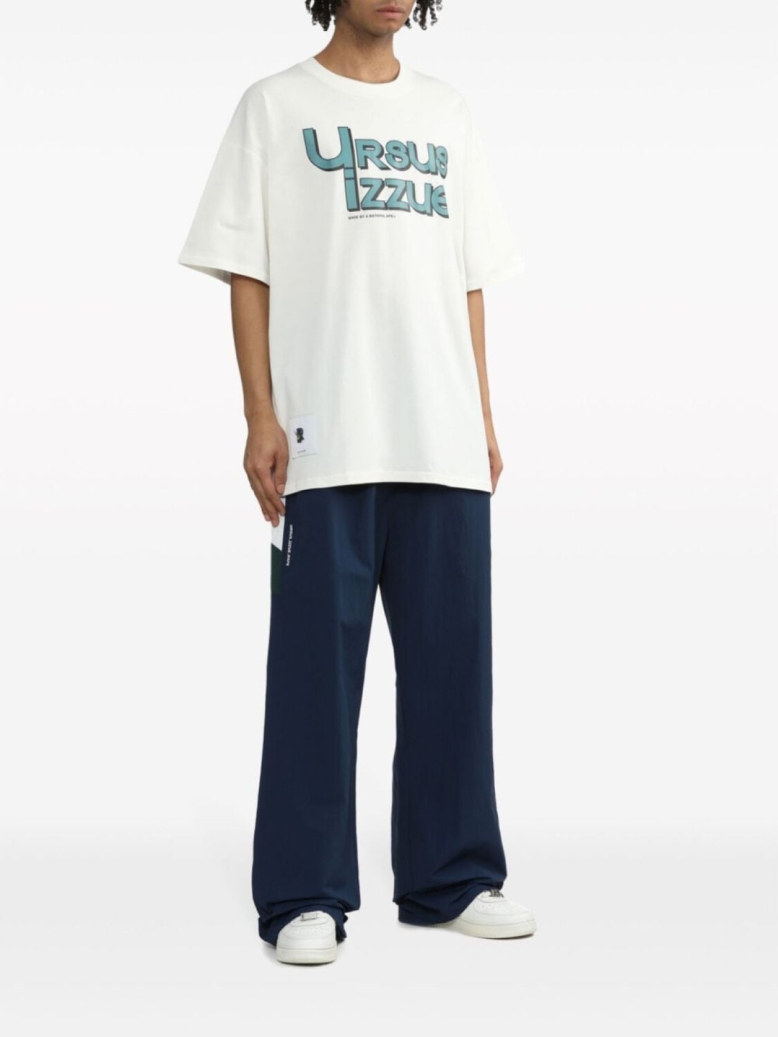 

Izzue футболка из коллаборации с A Bathing Ape, белый