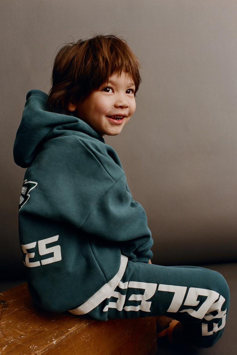 

Толстовка eagles nfl ZARA, зеленоватый